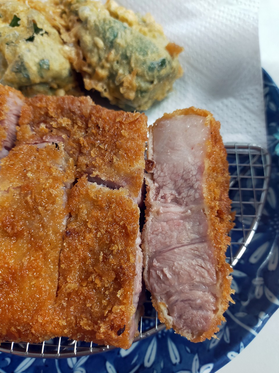 とんかつ＋pマン